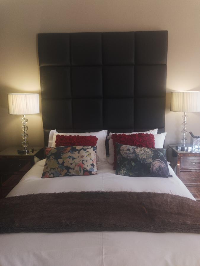 The Hedge Guesthouse Kuruman Extérieur photo
